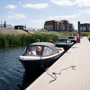 Boat rental image 1