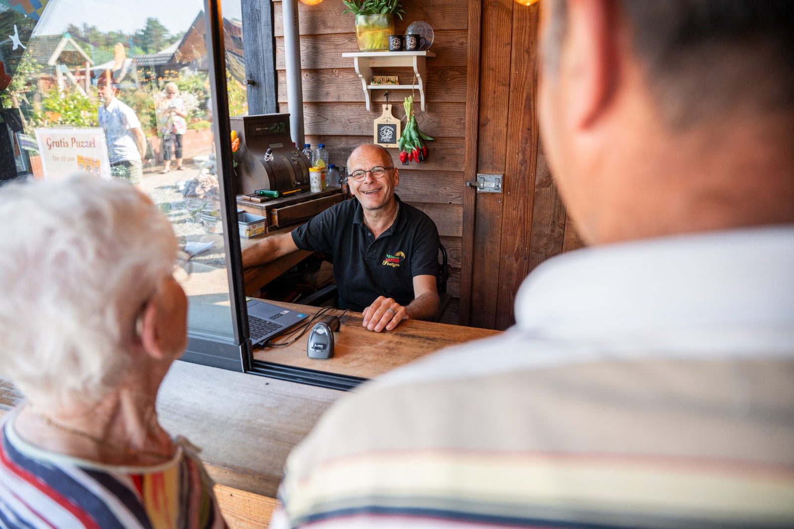 LeisureKing Links AI Chat to Real-Time Availability and Bookings